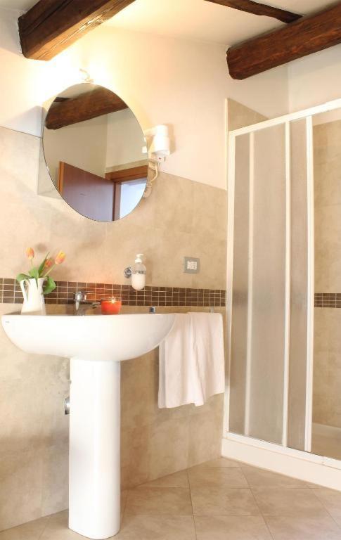 Accanto Al Centro B&B Prato  Extérieur photo