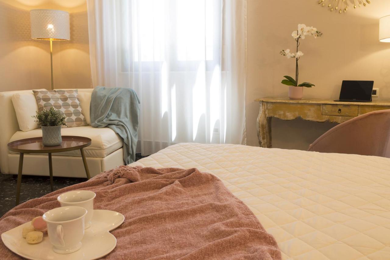 Accanto Al Centro B&B Prato  Extérieur photo